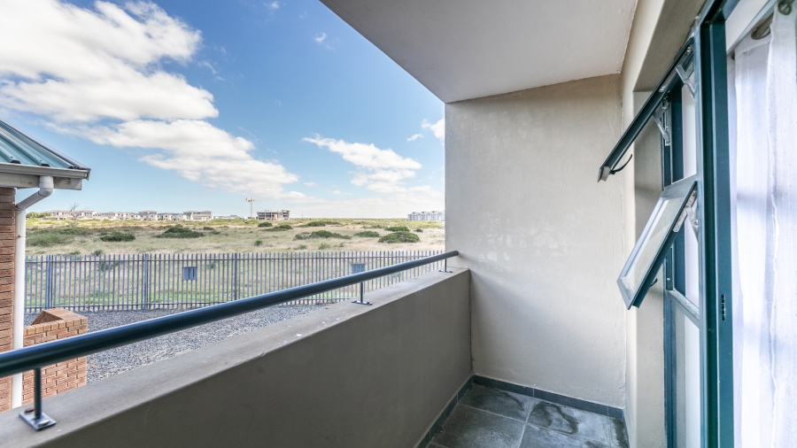 2 Bedroom Property for Sale in Parklands Western Cape
